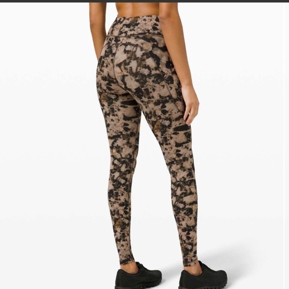 lululemon athletica Pants - Lululemon Invigorate With Pockets HR 28” Dispersed Light Raw Linen Multi Size 4